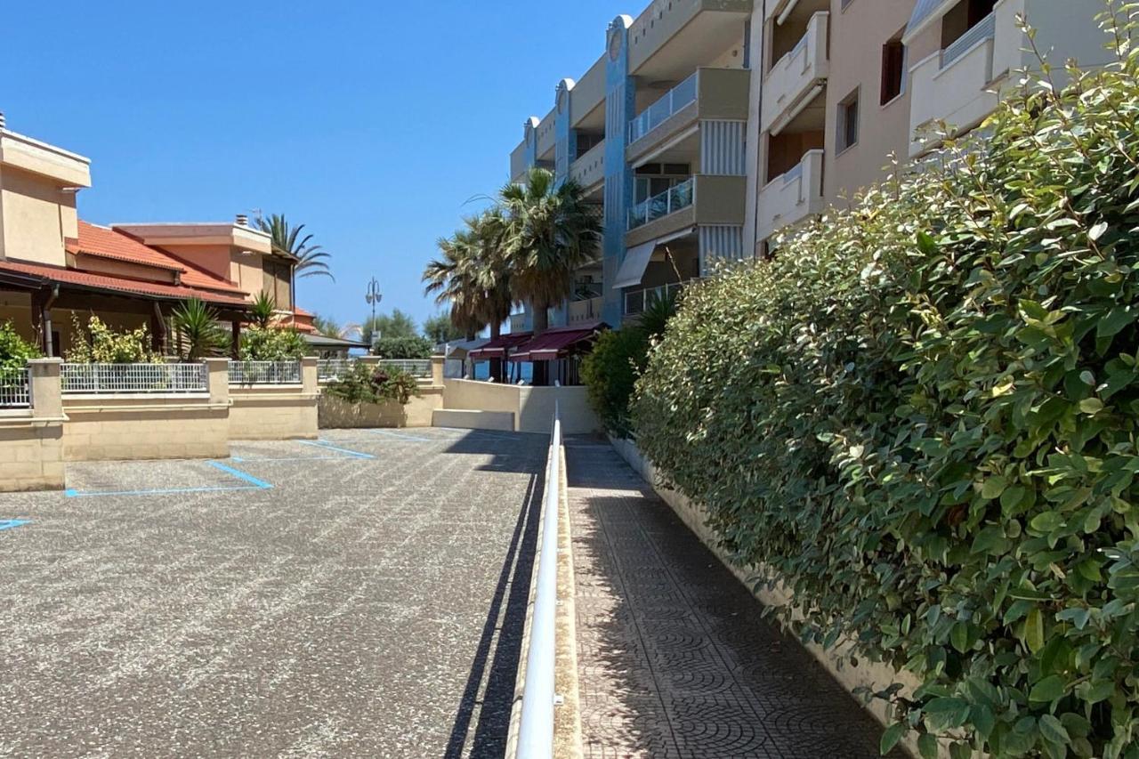La Rotonda - Casa Vacanze Giovinazzo Εξωτερικό φωτογραφία